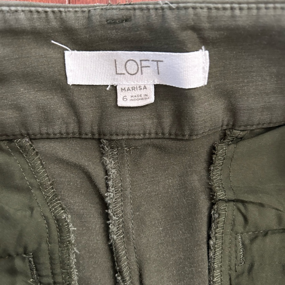 LOFT The Riviera Pant Marisa Olive Green Capri Pants Size 6 - Picture 4 of 10